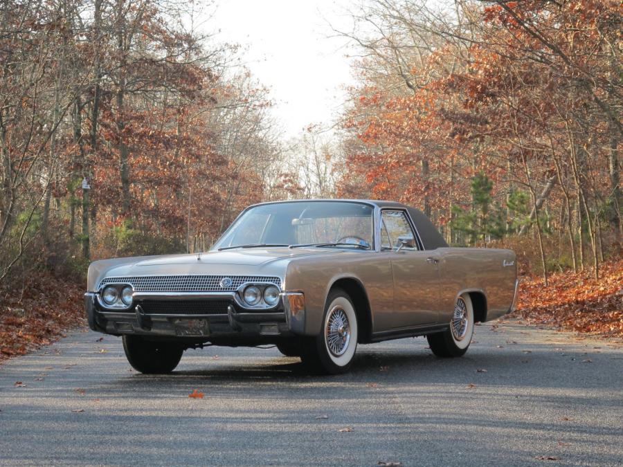 Lincoln Continental Coupe by Derham '1961